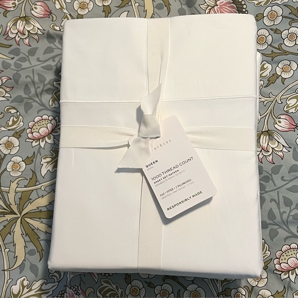 Pottery Barn 1000 Thread Count Supima Cotton Sateen Sheet Set Queen White NWT - Picture 5 of 7